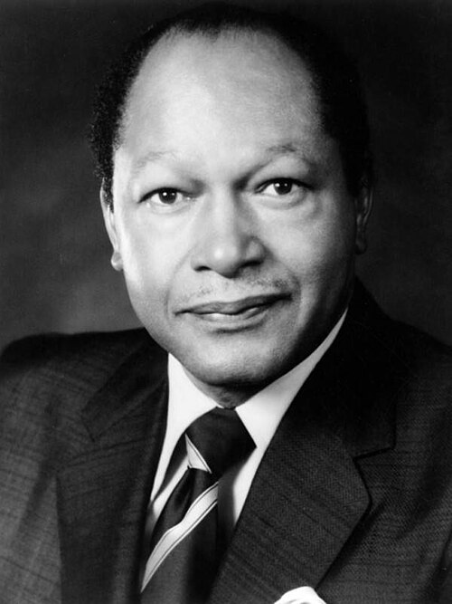 Tom Bradley (American politician)